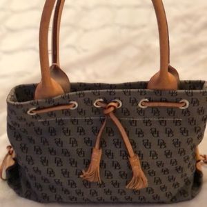Dooney & Bourke bag